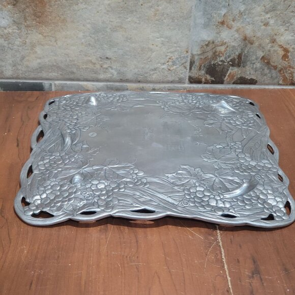 Arthur Court Grapevine Aluminum Tray 1993 - Picture 5 of 11